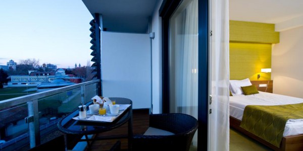 Imola Hotel Platán in Eger