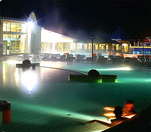 Bad Sarvar Therme in Westungarn