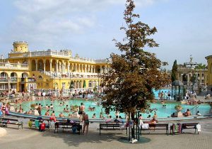 Thermenurlaub in Budapest im Gellért-Bad